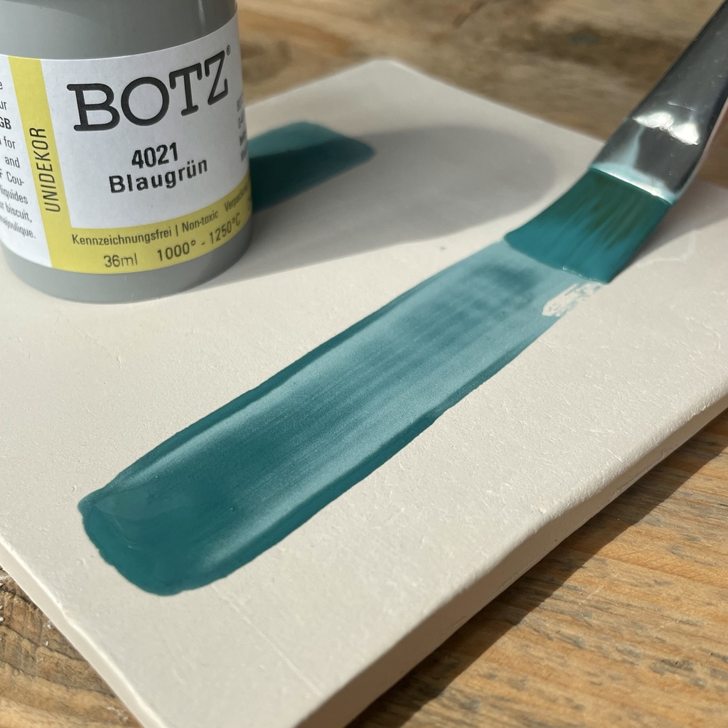 BOTZ, Brush, bristle, straight, size 14