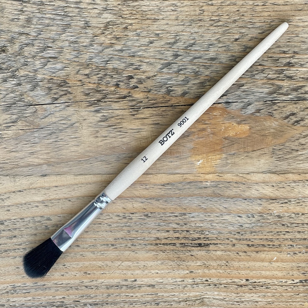 Botz, Brush, black